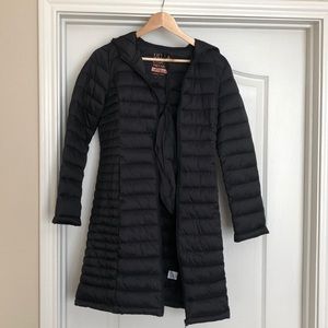 Light weight puffer jacket.